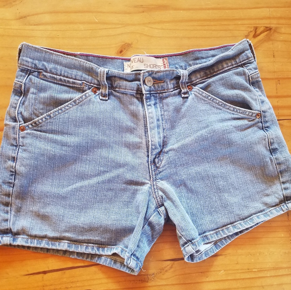 Levi's jean shorts